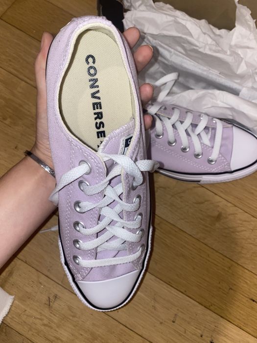 Converse All Star low-top lila