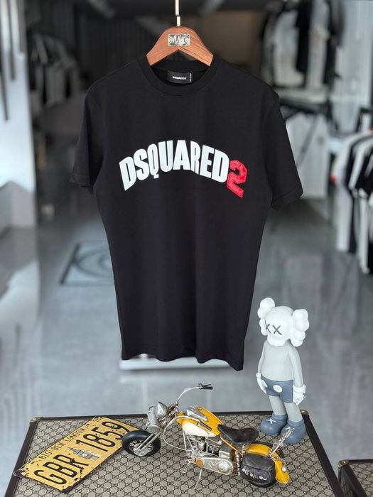 Мъжки тениски различни модели