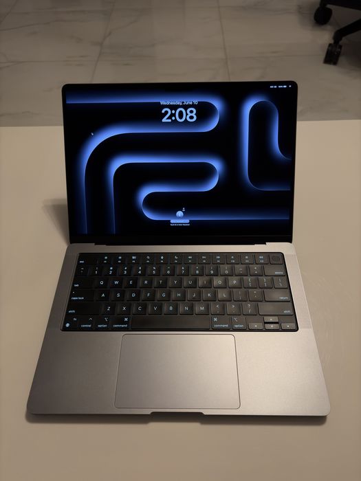 macbook pro m1 pro 14 - Laptopuri oferte online | OLX.ro
