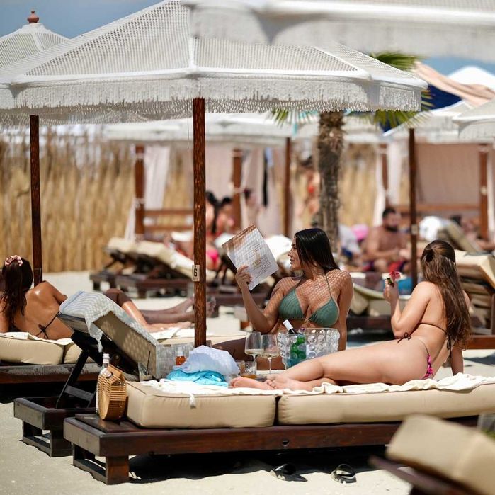 Плетен чадър за градина, плаж, ресторант или бийч бар