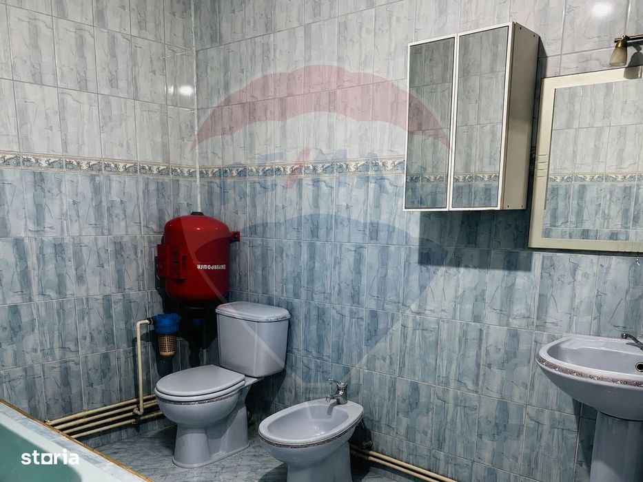 Casa cu teren generos in Sanduleni jud. Bacau