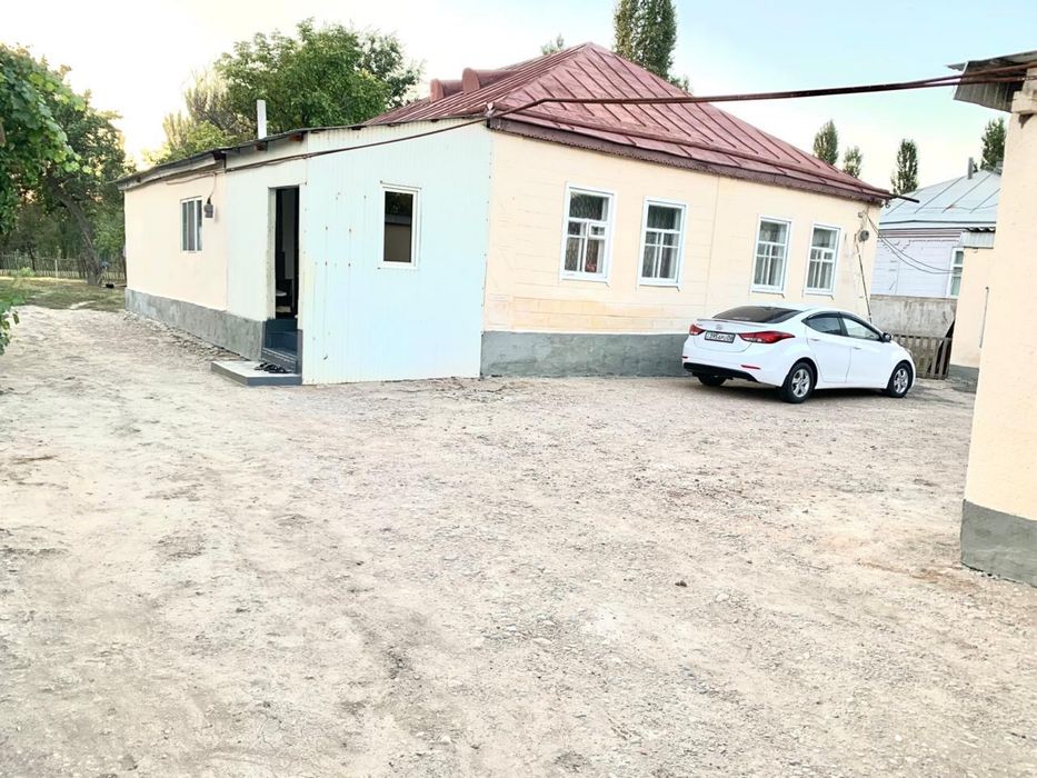 Большой частный дом