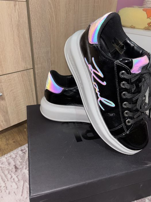 Обувки Karl Lagerfeld