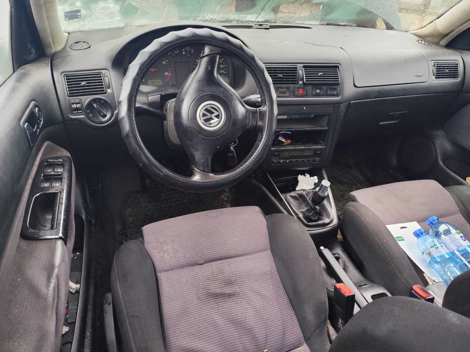 VW Golf 4 - 1.9TDI - 90к.с - 1998г. на части