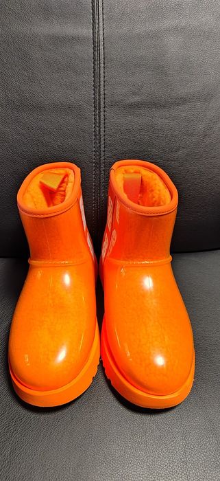 UGG Classic Clear Mini 2 зимни боти, номер 36