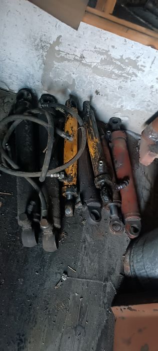 Продам гидроцилиндры