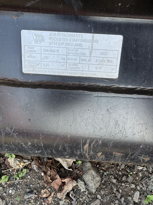 Кофи за багер чисто нови пин 40мм jcb