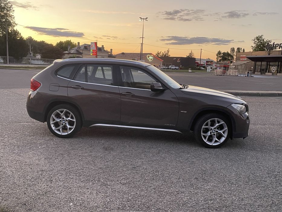 BMW X1 2010 — imagine 2
