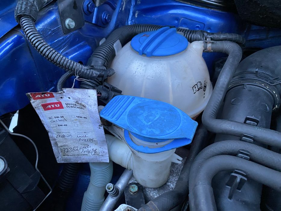 VW CADDY - 1,9-Tdi-105-Cp-fără -filtru-de-particule de Fabrică~ 7-Loc.