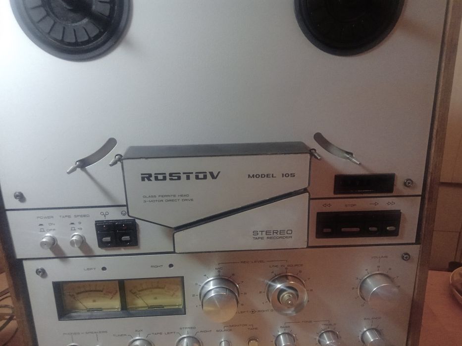 Magnetofon Rostov 105L  pentru restaurare