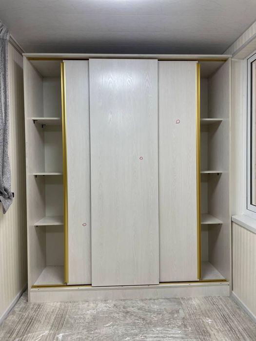 Shkaf sotiladi dastavka ustanovka bepul