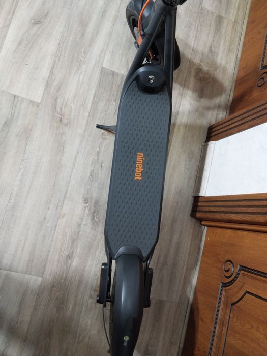 Ninebot F2pro электросамокат