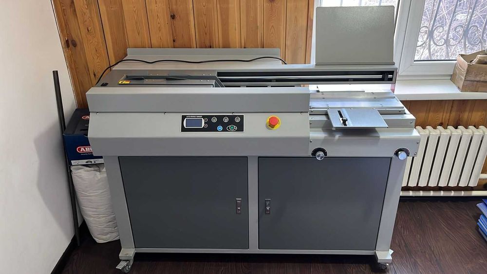 Термоклеевой биндер для безшвейного термопереплета