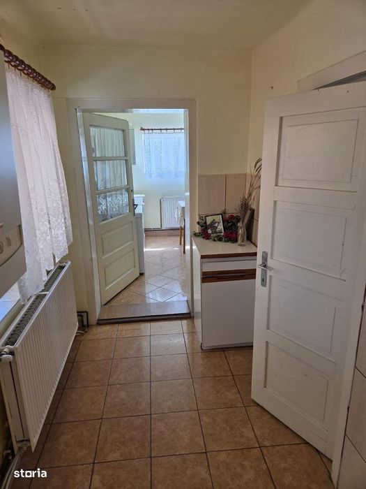 De vanzare Casa situata la 30 de Km de Alba Iulia.