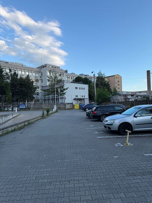 Parcare exterioara Piata 1 Mai mall Rivus spital Urgenta Clujana