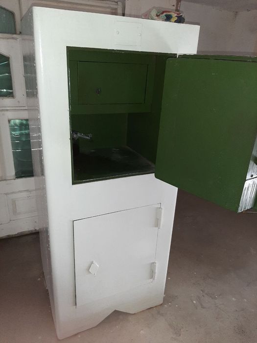 Писочный сейф двух этажный