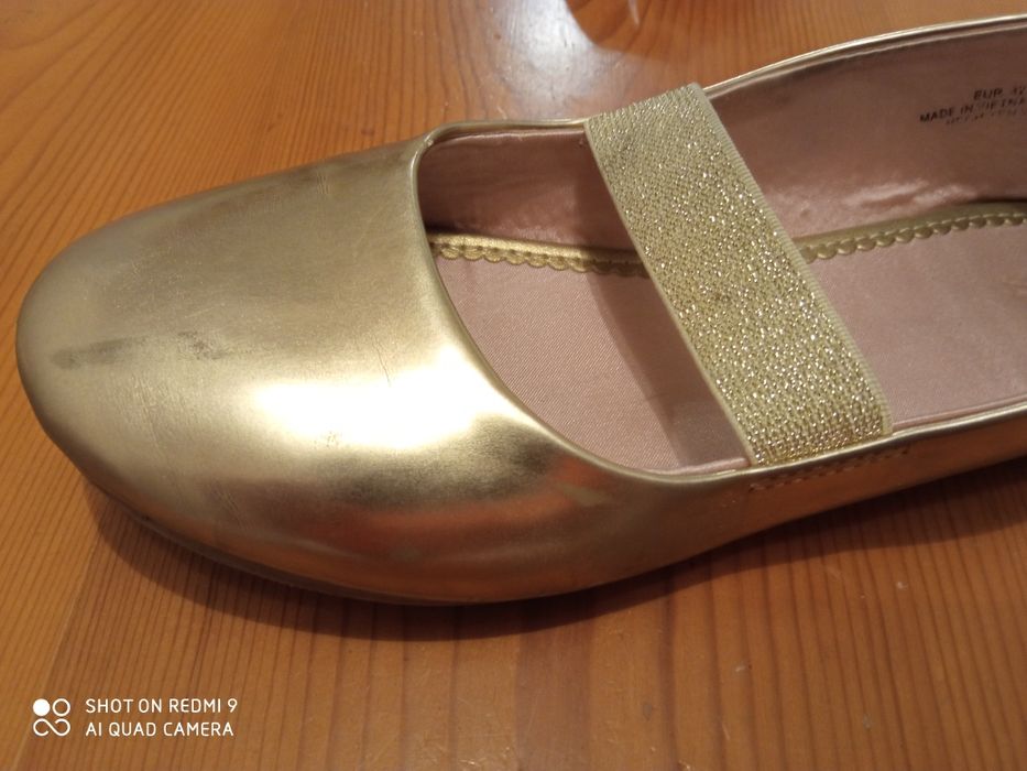 Златисти балеринки 32 номер H&M