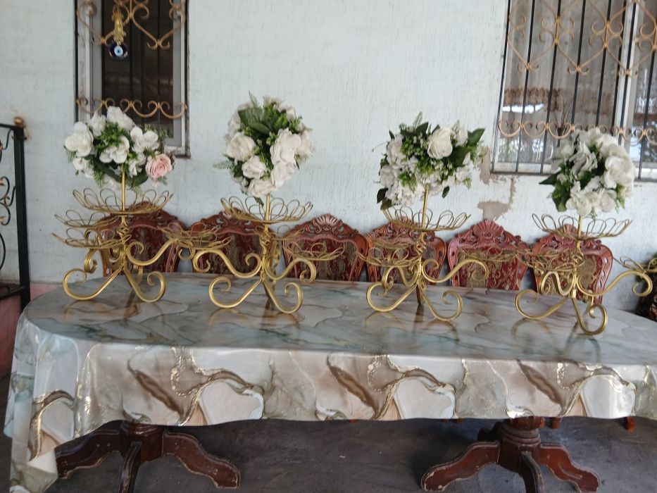 Продаю банкетный вазы