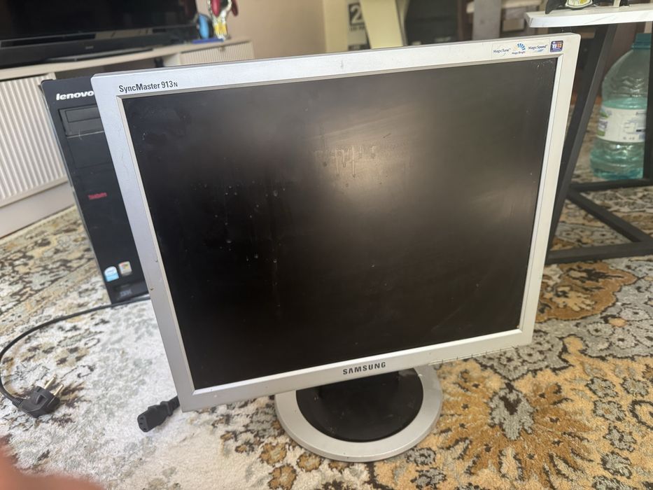 Видео карта GeForce GT610 - 1GB и монитор