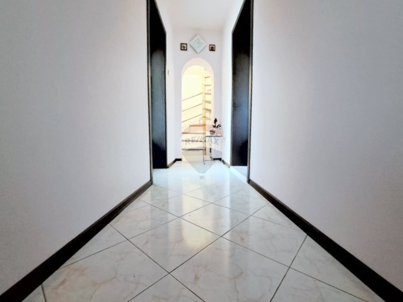 Продава се Къща в Варна, Колхозен пазар - 240 кв.м за 1334 €/кв.м - Снимка #12