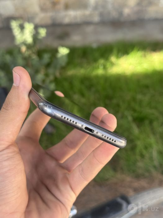 Iphone 11 64/75 srochno