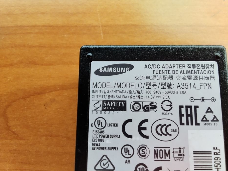 много ценно и оригинално захранване за монитори на Самсунг 14 волта