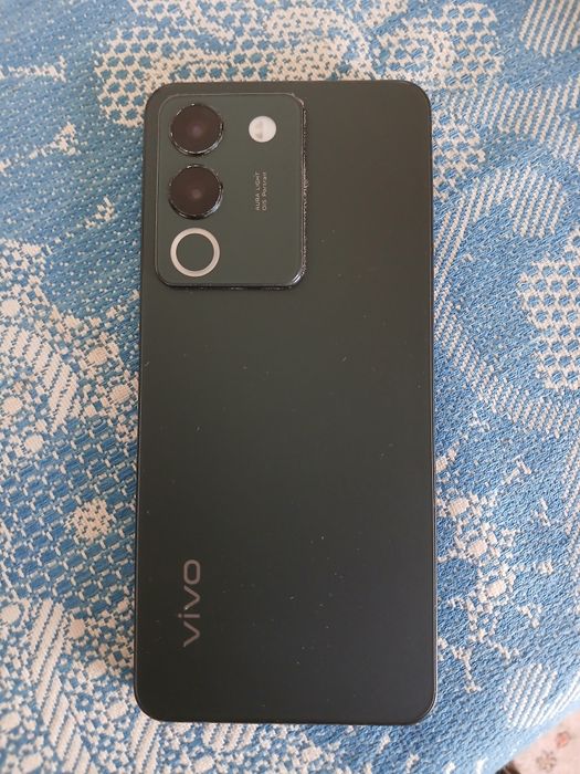 Телефон Vivo 29e