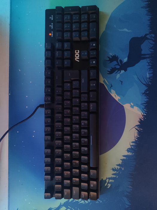 Продаю игровую клавиатуру AOC gk500