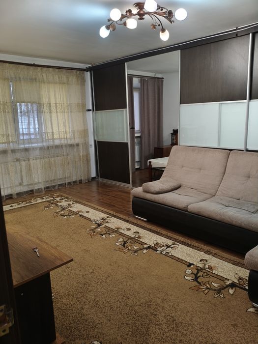 Продам 2-комнатную квартиру