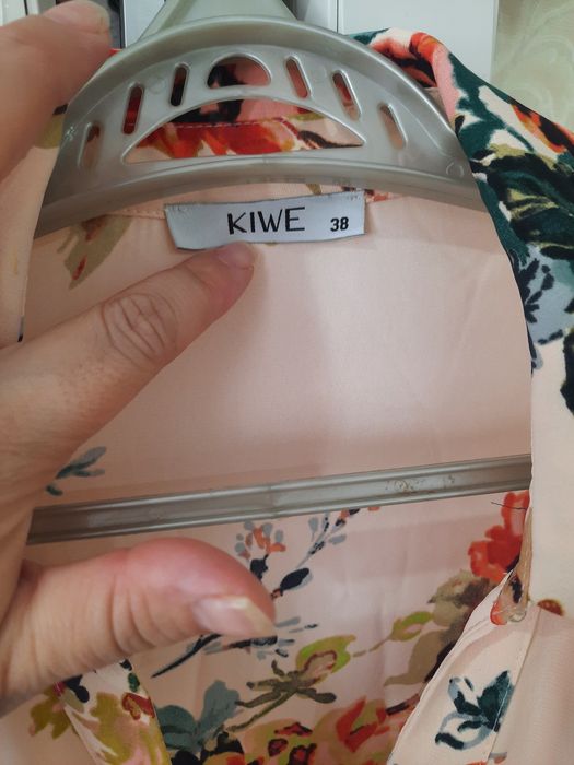 Платья красивая  демисезон