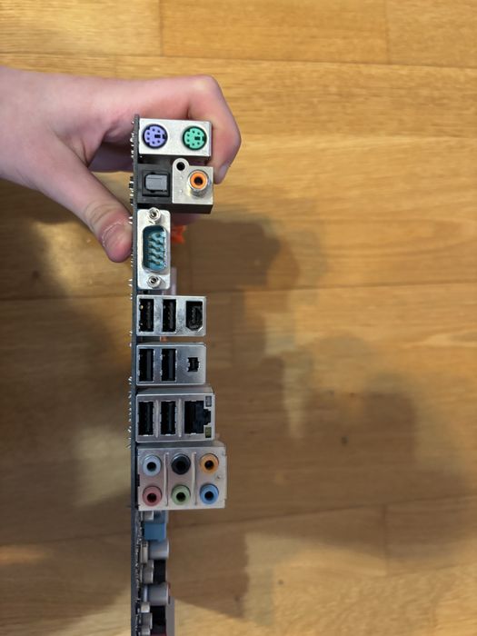 Vand placa de bază Gigabyte GA-MA770-DS3.