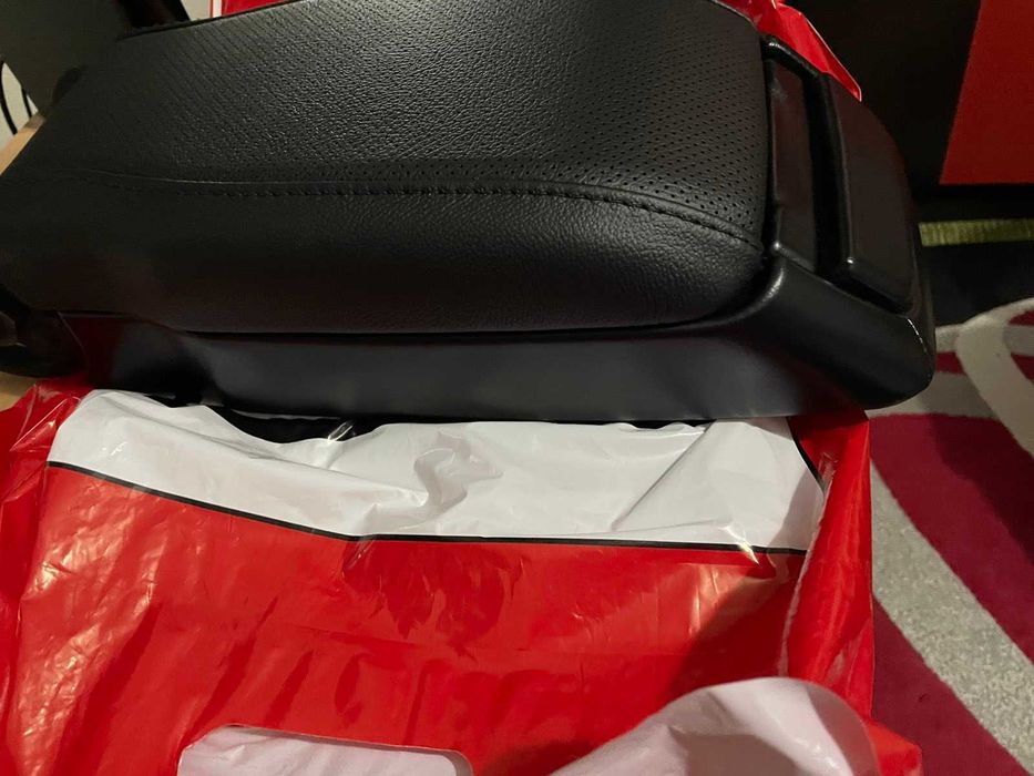 Продавам подлакътник за 140ка