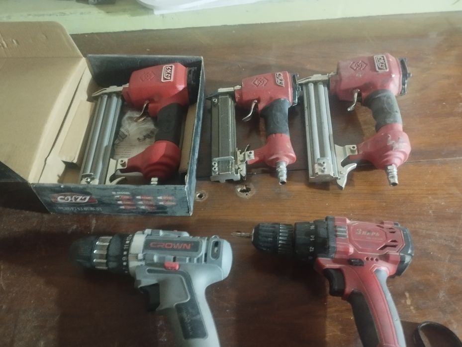 Продам электро инструмент