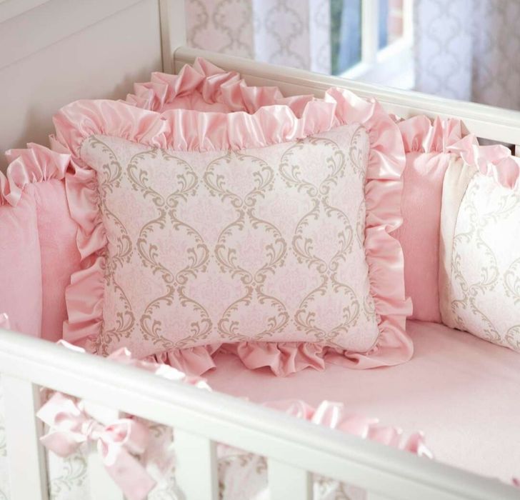 Шью на заказ подушечки для детской кроватки