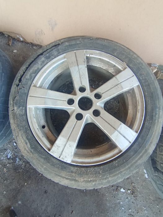 Продам титаны 16