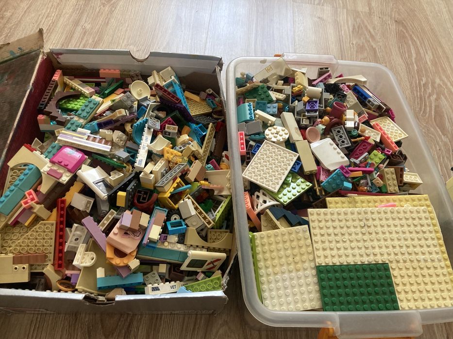 Продам лего конструктор