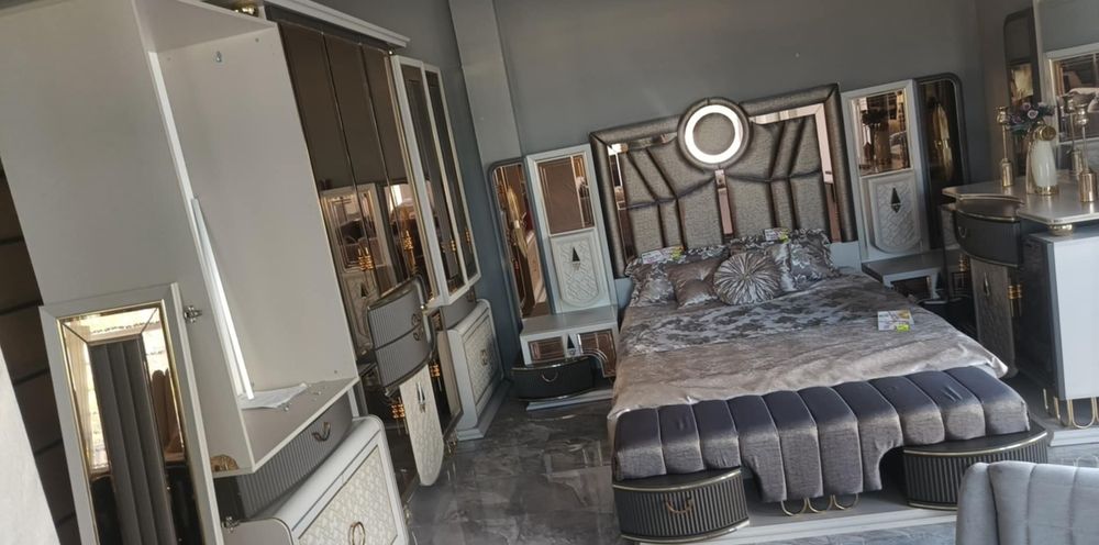 Продавам неразопакована спалня дамла