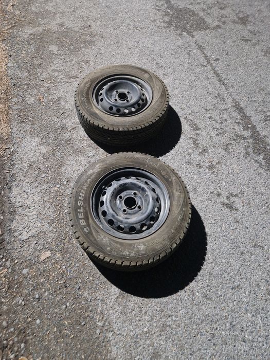 Продаю балон с дисками 2 штук