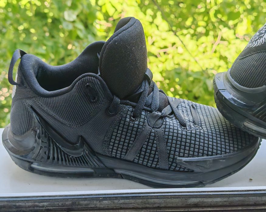 Nike Lebron WITNESS VII 45 номер