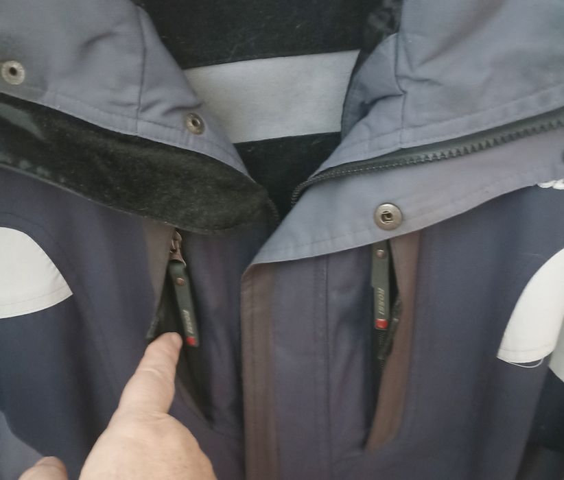 Продам Куртка мужская (52 р), подарки для дома, одежда