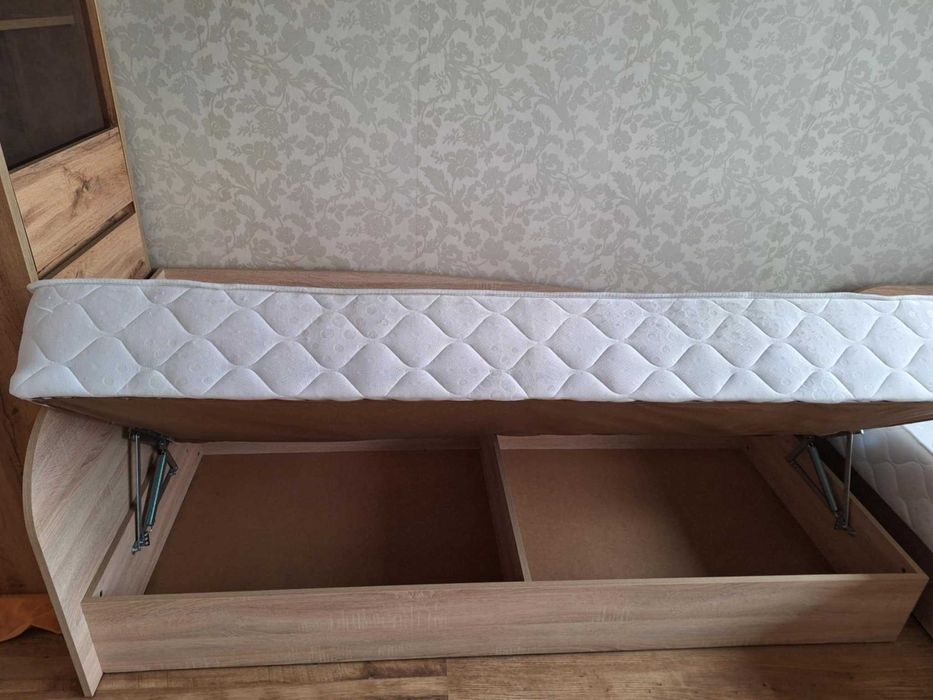 Легла с матраци (с механизъм)