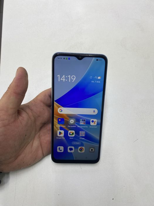 Oppo A17 (64GB) в идеальном состояний