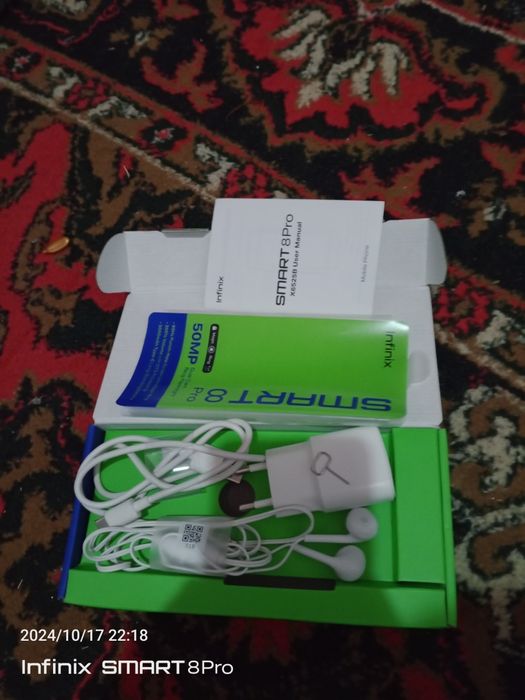 INFINIX Smart 8Pro 4/64 ideal Aybi yoq Rangi Siniy sotiladi 2oylik tel
