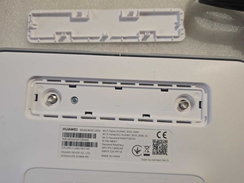 Router wireless slot SIM Huawei B535-232a 4G+ 300MBPS WI-FI 2.4/5GHZ