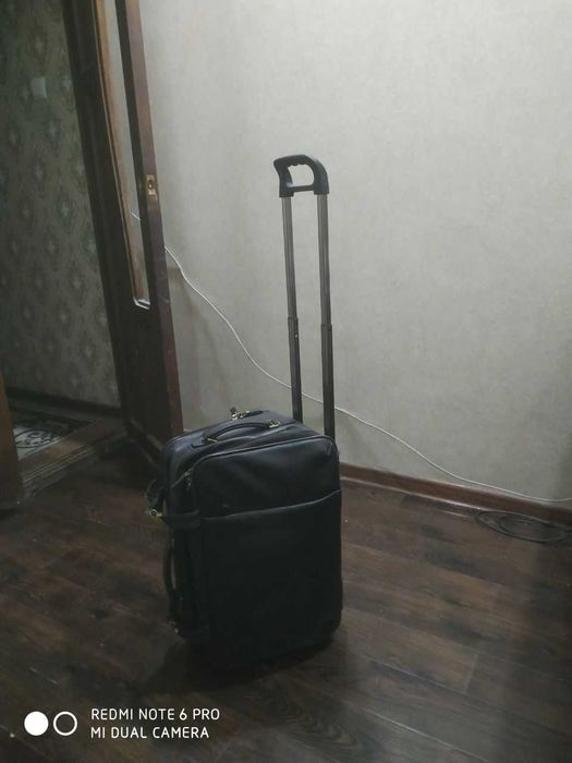 чемодан из натуральной кожи б\у