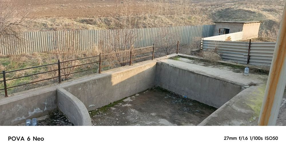 Parkenda dacha sotiladi