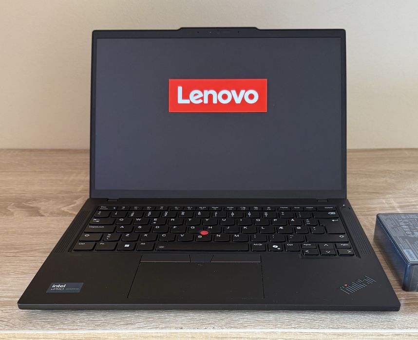 Lenovo Thinkpad T14 Gen5 Ultra 5 135U 32GB ram 512GB ! CA NOU