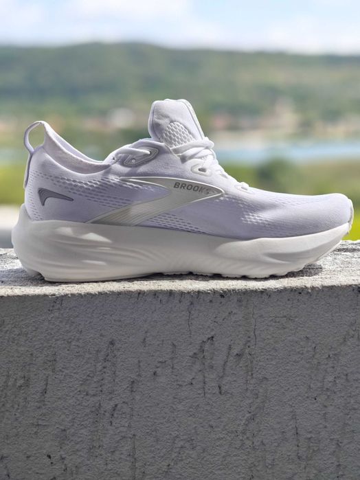 Vând adidași Brooks Glycerin GTS 22 White