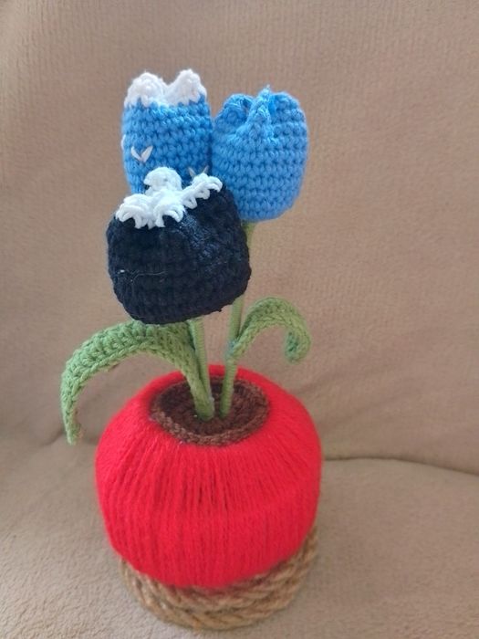 Плетени цветя ръчно изработени