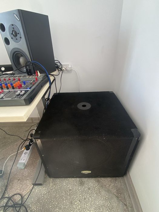 Subwoofer activ